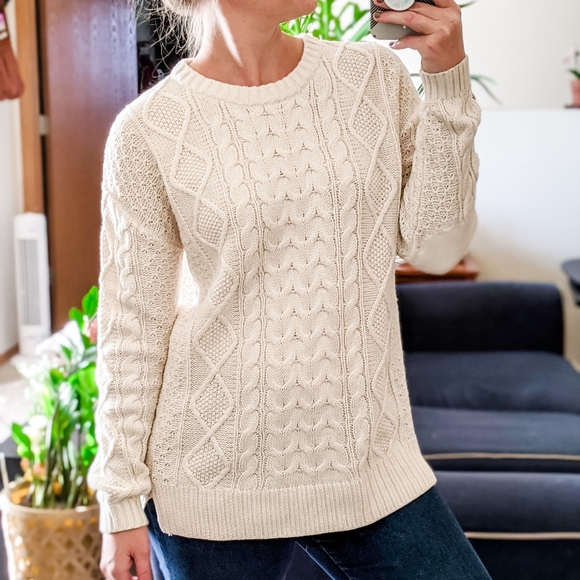 Urban Outfitters Sweaters - Urban Outfitters Cable Knit Crew Tunic Sweater